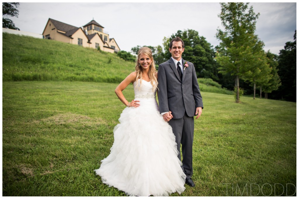 Caitlin and Ryan Tim Dodd Photography Cedar Falls Iowa Park Farms Winery Wedding Pictures 43